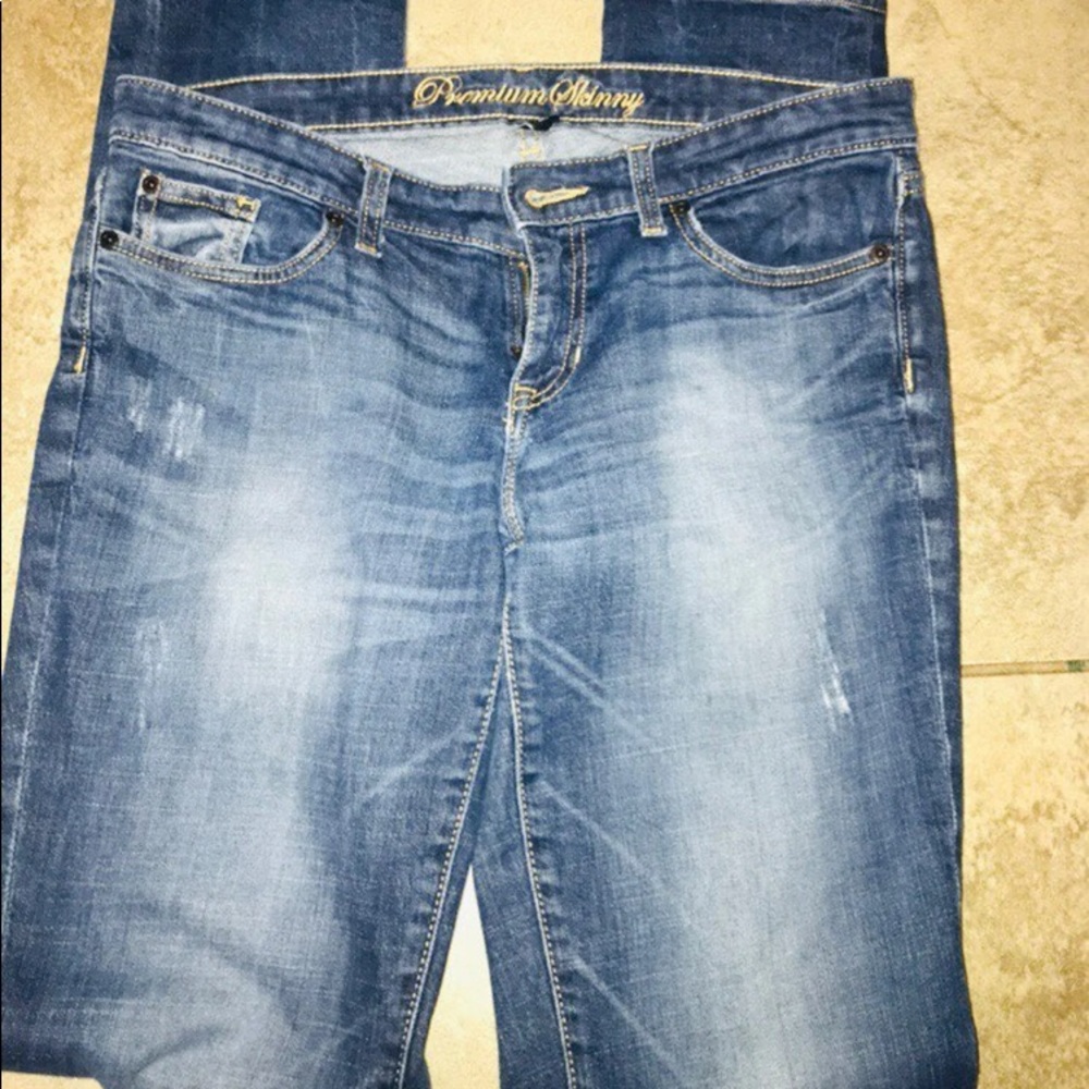 GAP SKINNY JEANS